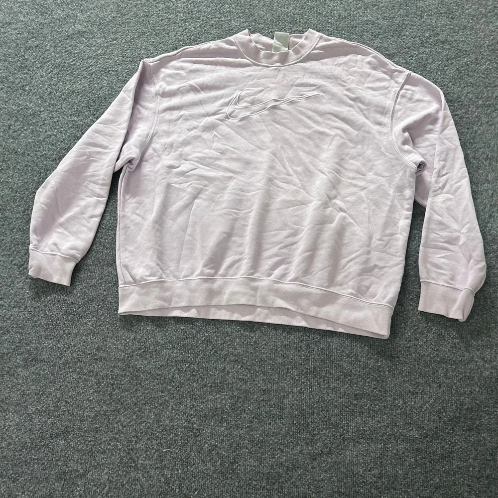 Nike Sweatshirt Womens Size M Purple Dri-Fit Embroidered Swoosh Relaxed Pullover